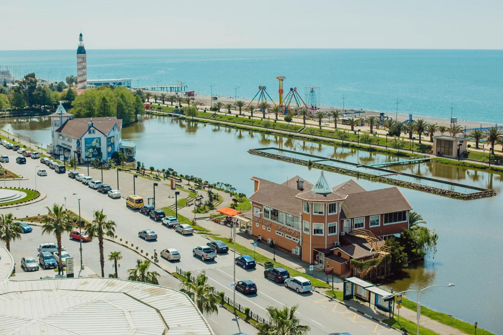 Your Sunshine Apartments Batumi Exterior foto